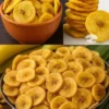 Chips de banana crocantes e saborosos, uma opção saudável de lanche.